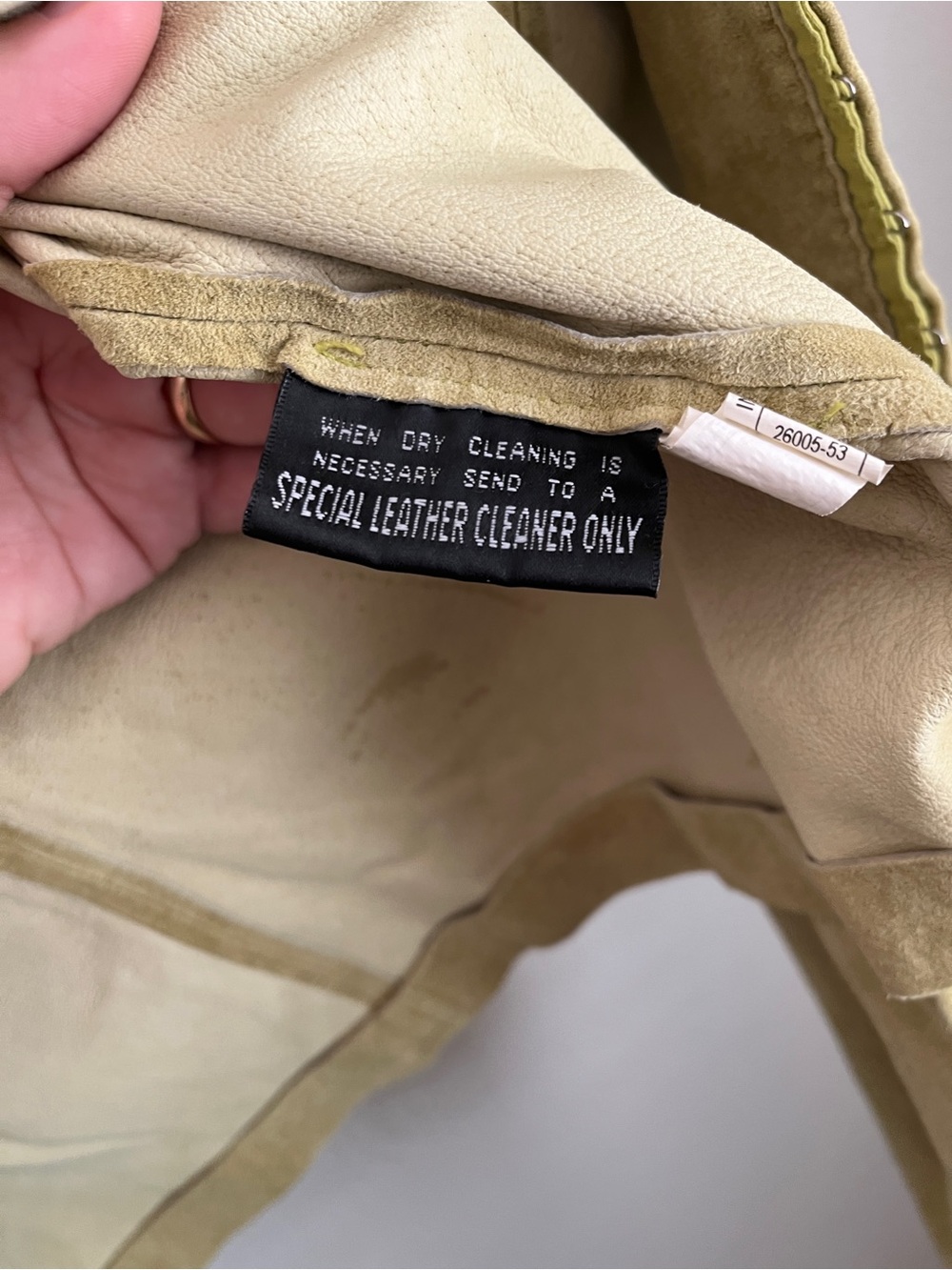 Vintage Y2K Cropped Suede Fringe Jacket - Picture 8 of 8